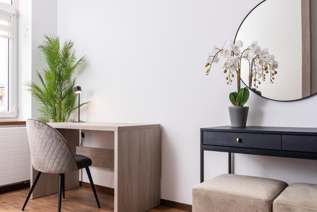 Premium Splendid Old Town Suites - By Upstairs Cracovia Esterno foto